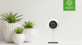 Miej oko na dom – przydatne zastosowania smart kamery wewnętrznej.